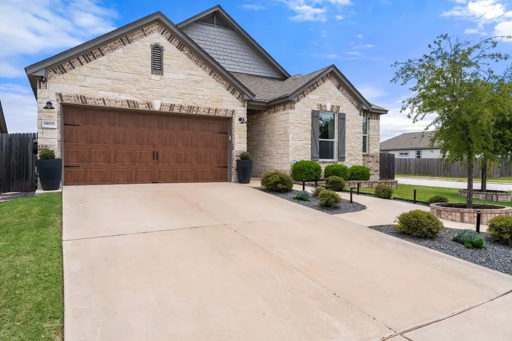 14001 James Garfield Street Manor TX 78653