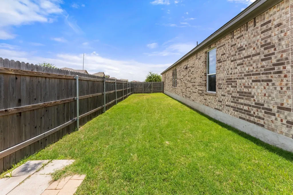 14001 James Garfield Street Manor TX 78653