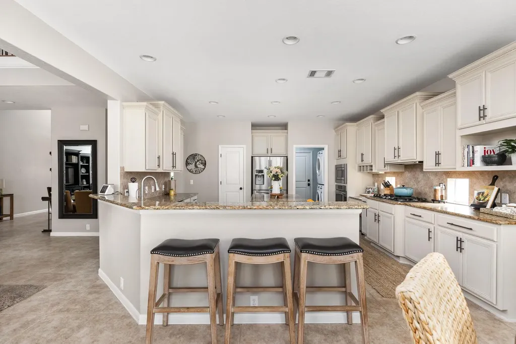 115 Desert Willow Way Austin TX 78737