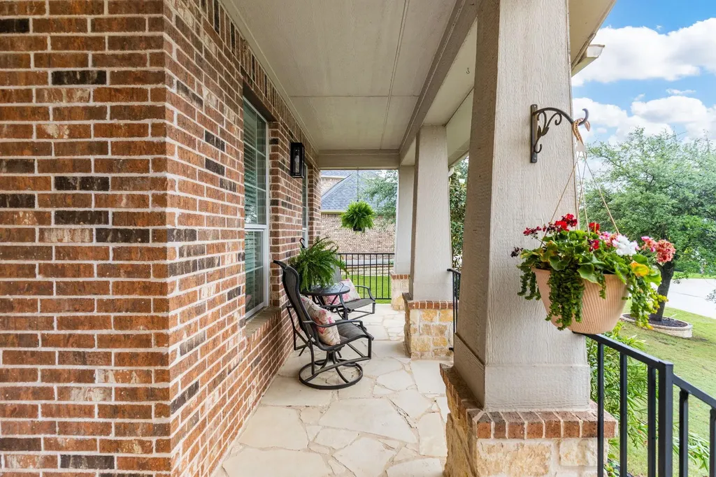 115 Desert Willow Way Austin TX 78737