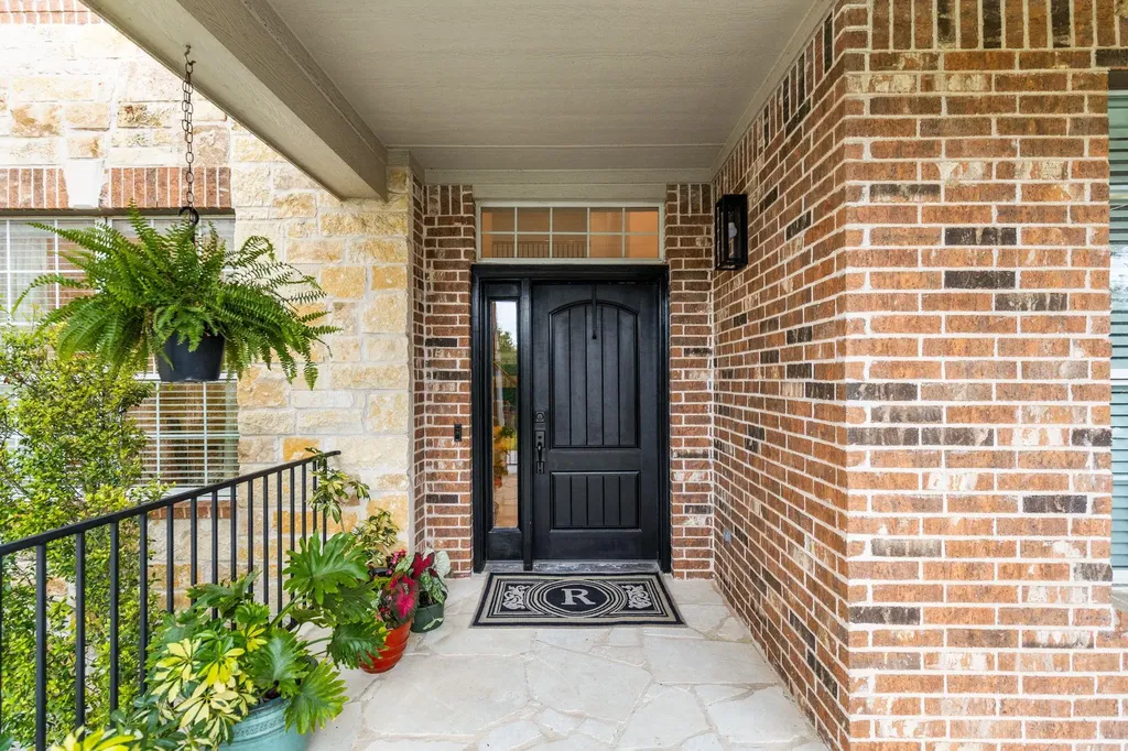 115 Desert Willow Way Austin TX 78737