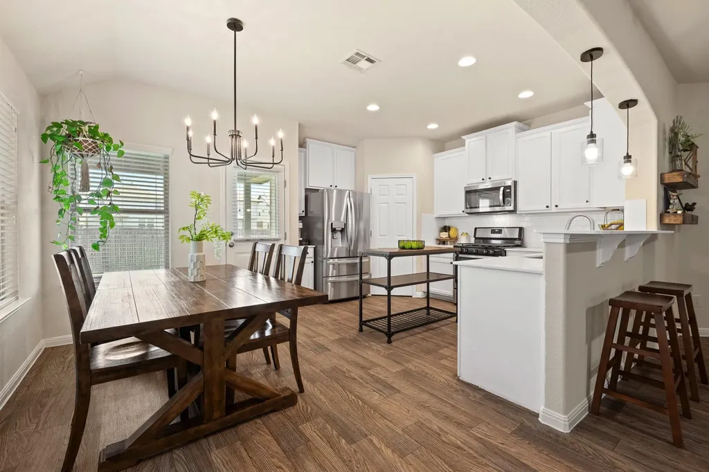 437 Rusk Bluff Avenue Leander TX 78641