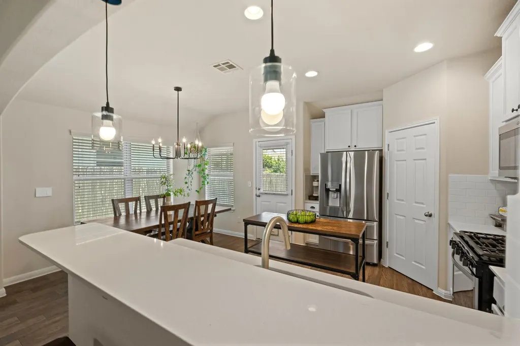 437 Rusk Bluff Avenue Leander TX 78641