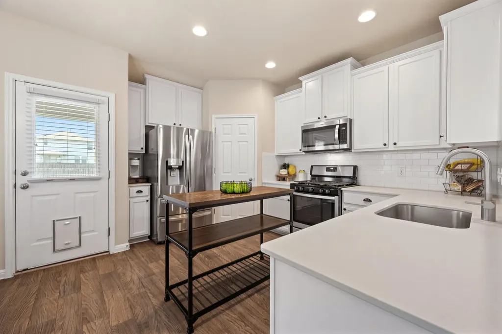 437 Rusk Bluff Avenue Leander TX 78641