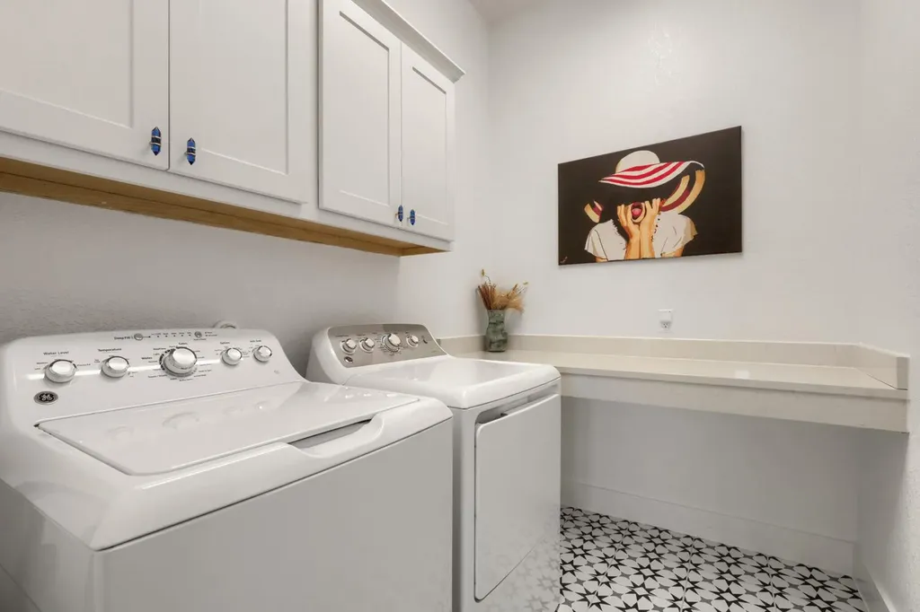 967 Iron Willow Loop Dripping Springs TX 78620