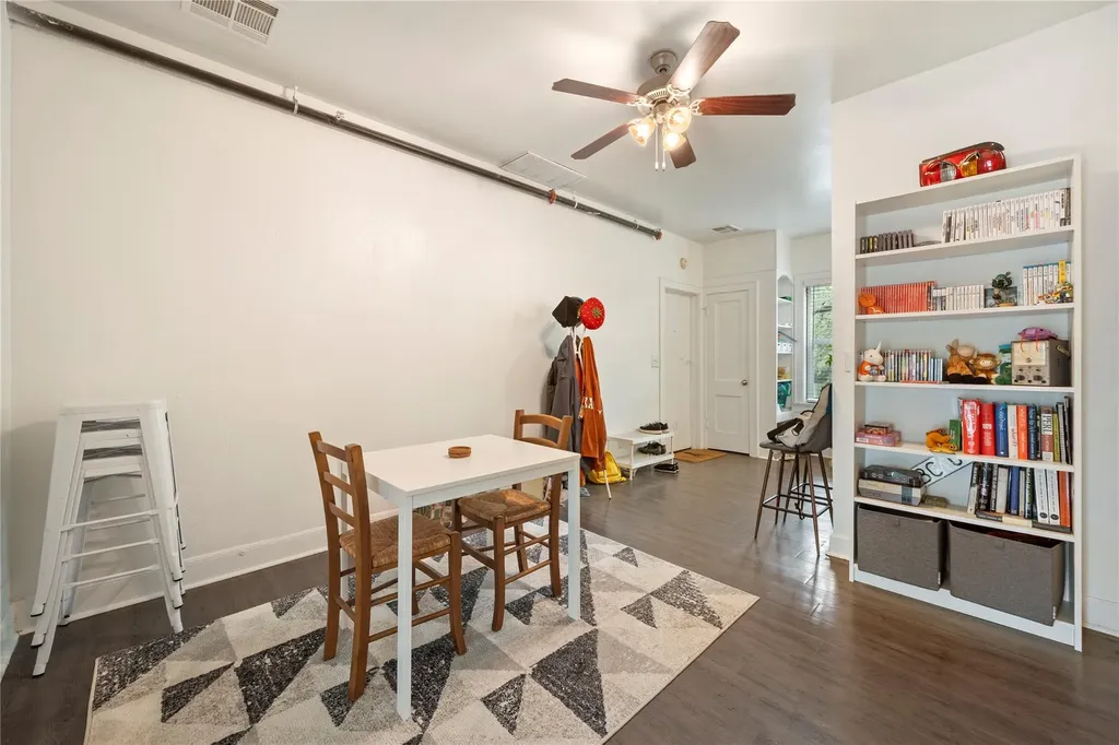 201 W 31st Street Austin TX 78705