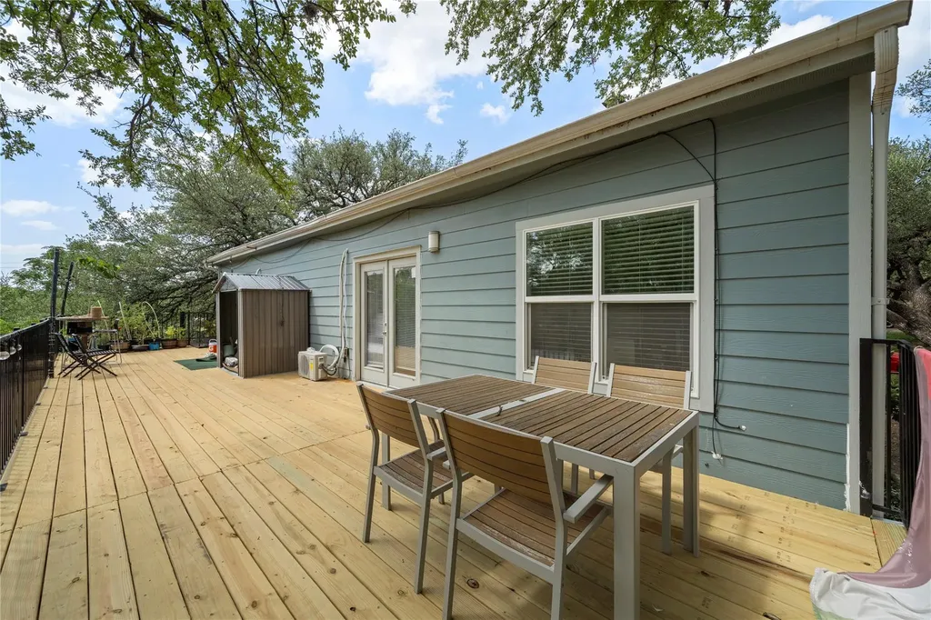 201 W 31st Street Austin TX 78705