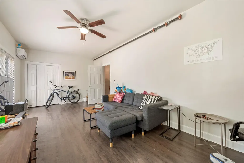 201 W 31st Street Austin TX 78705