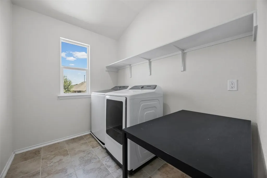 2471 Sunrise Road Round Rock TX 78664