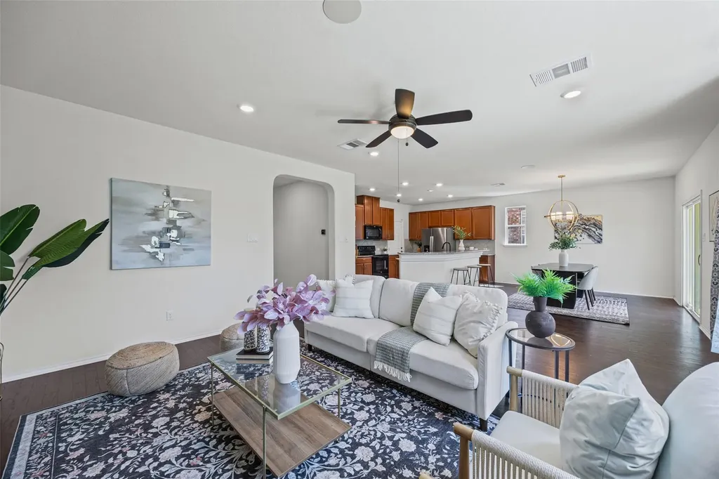 2471 Sunrise Road Round Rock TX 78664