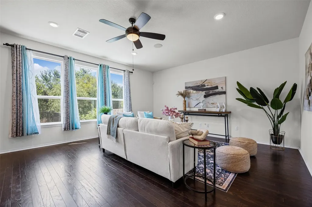 2471 Sunrise Road Round Rock TX 78664