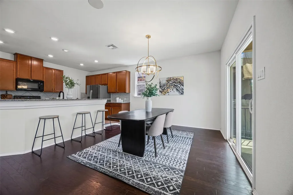 2471 Sunrise Road Round Rock TX 78664