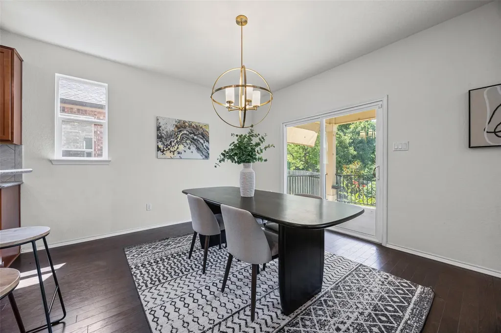 2471 Sunrise Road Round Rock TX 78664