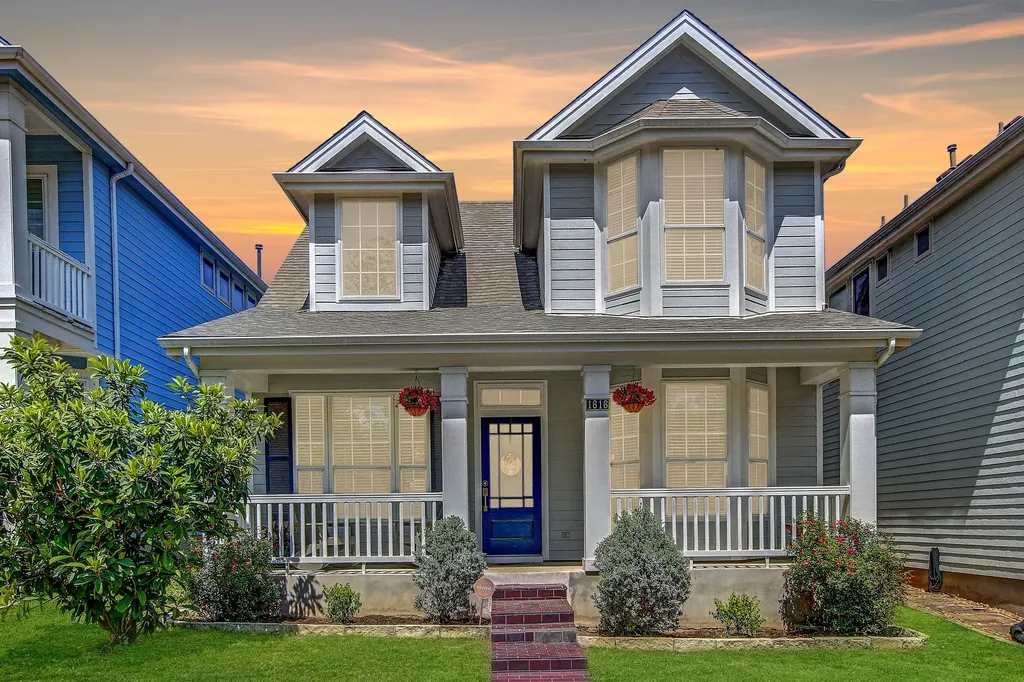 1616 Bridgeway Drive Austin TX 78704