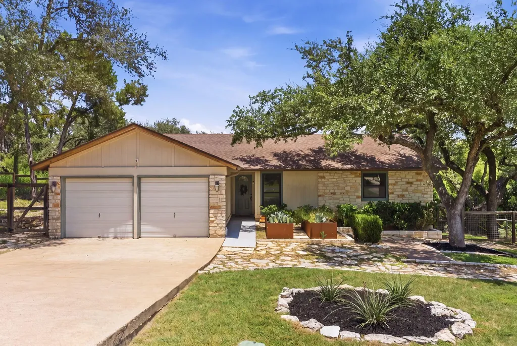 6808 Smokey Hill Road Austin TX 78736