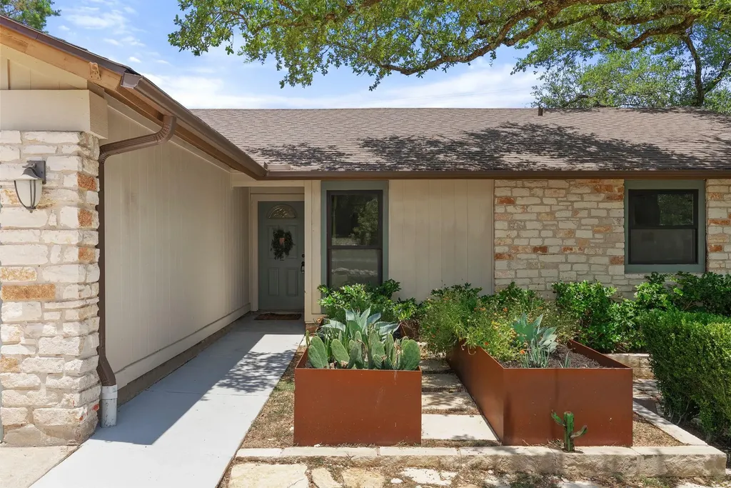 6808 Smokey Hill Road Austin TX 78736