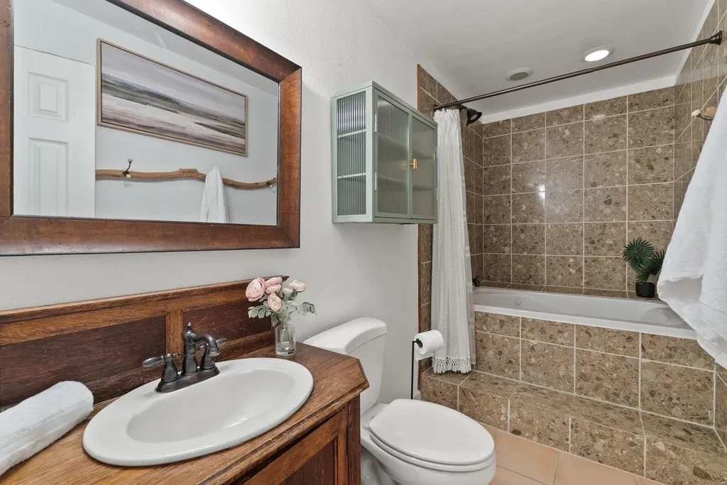 6808 Smokey Hill Road Austin TX 78736