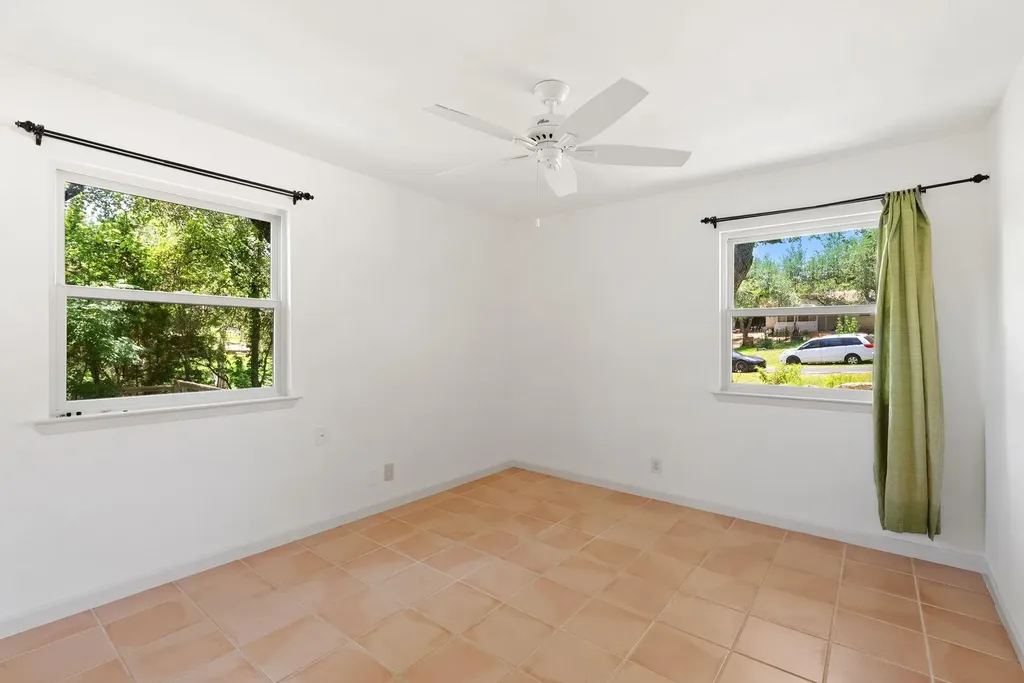 6808 Smokey Hill Road Austin TX 78736