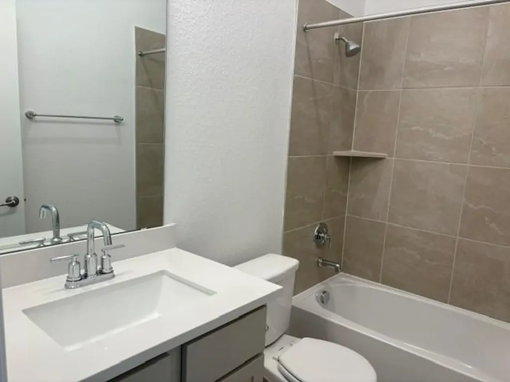 311 Greinert Drive Taylor TX 76574