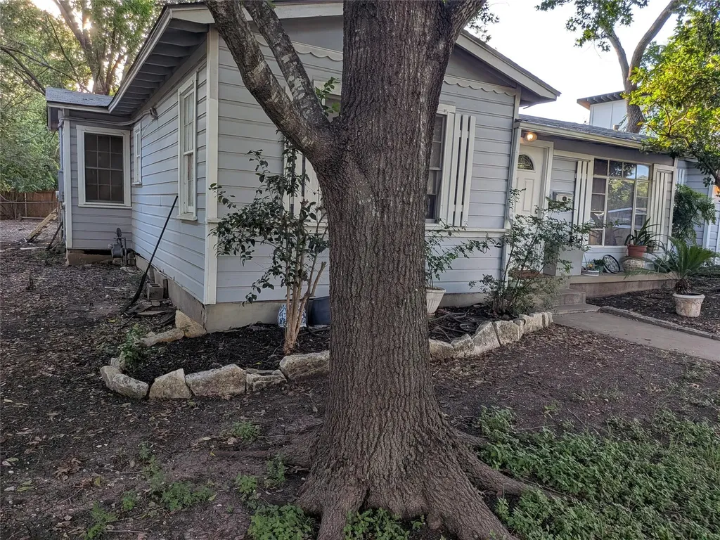 5906 Nasco Drive Austin TX 78757