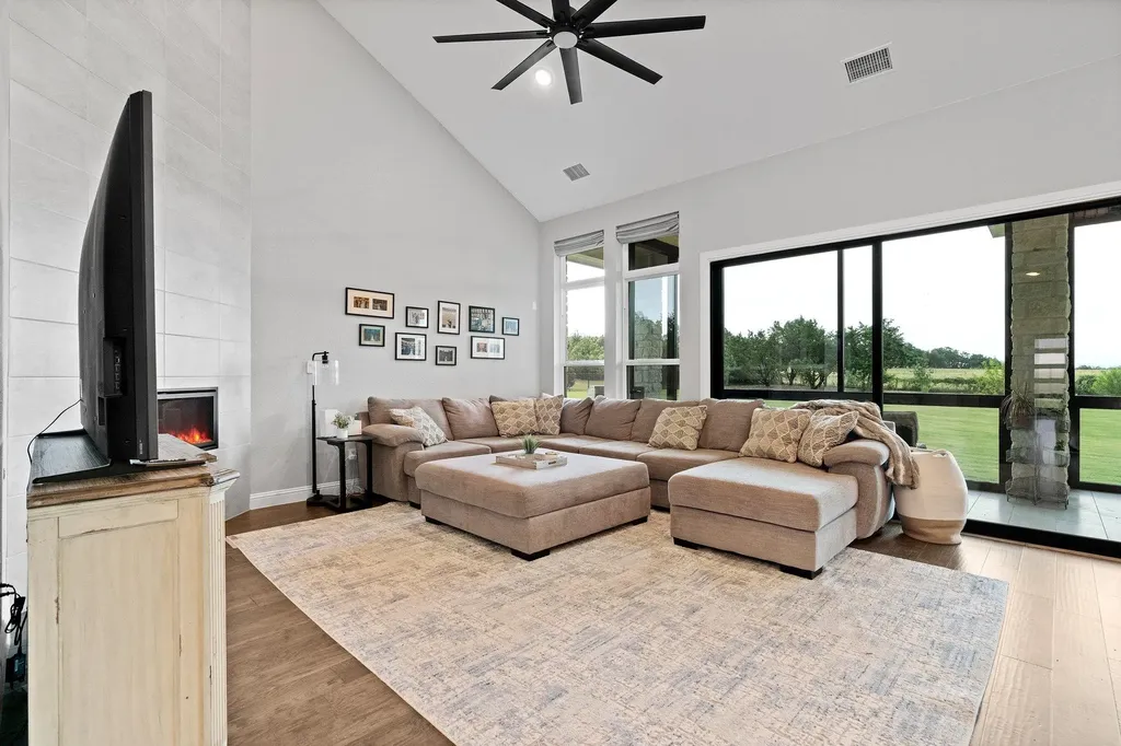 209 Northcrest Drive Liberty Hill TX 78642