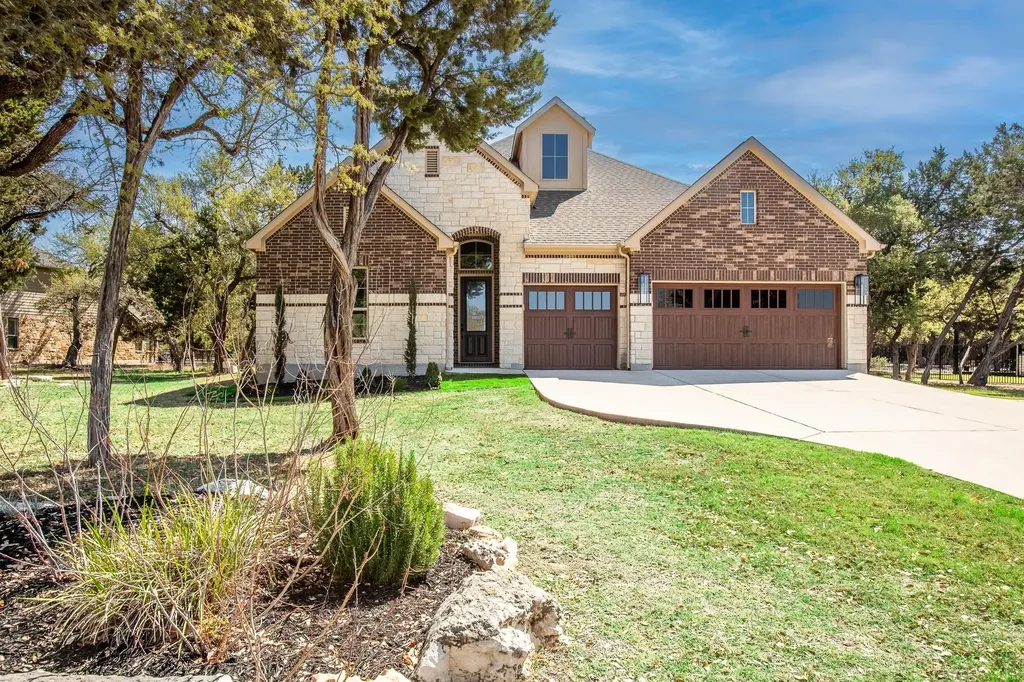 1165 Flint Rock Loop Driftwood TX 78619
