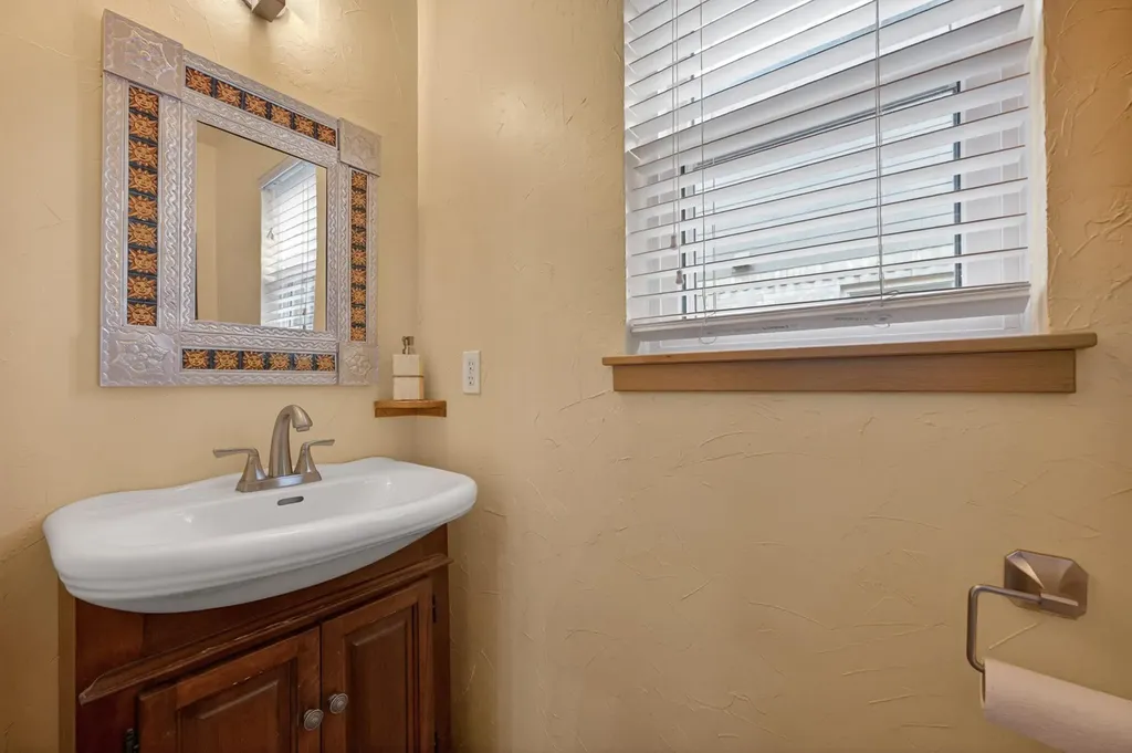 1200 Mountain View Drive Pflugerville TX 78660