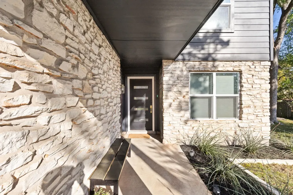 7909 Manassas Drive Austin TX 78745