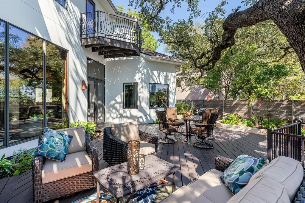 1300 Bluff Street Austin TX 78704