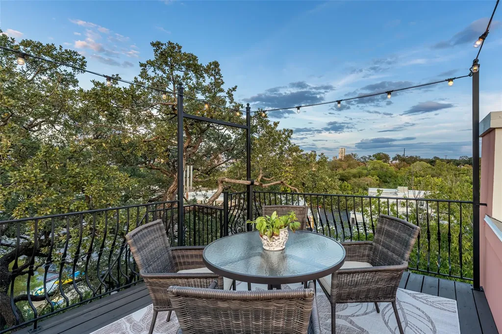 1300 Bluff Street Austin TX 78704