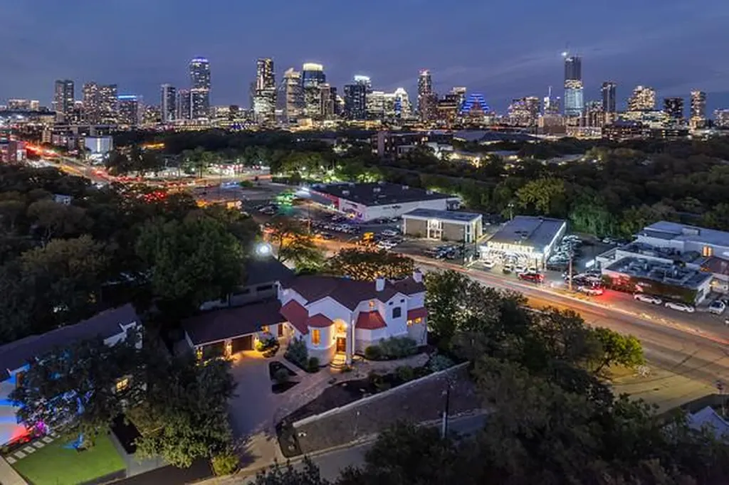 1300 Bluff Street Austin TX 78704