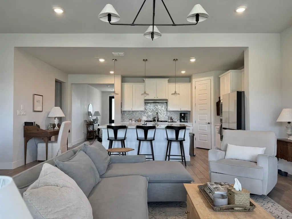 1202 Sage Thrasher Circle Dripping Springs TX 78620