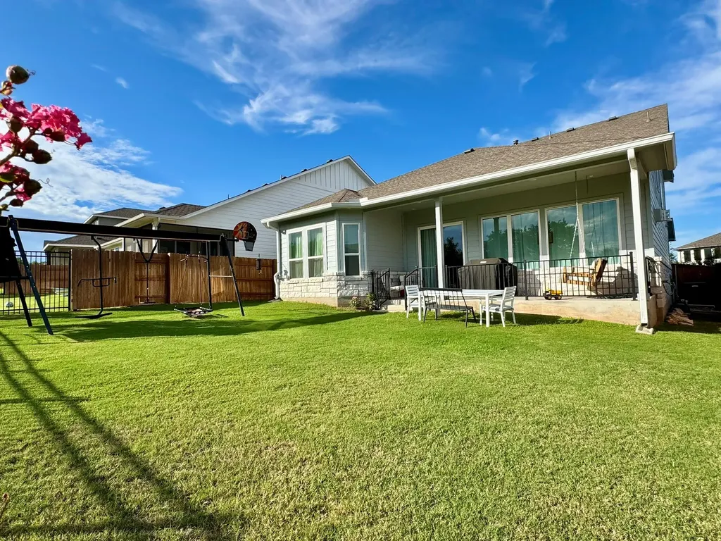 1202 Sage Thrasher Circle Dripping Springs TX 78620