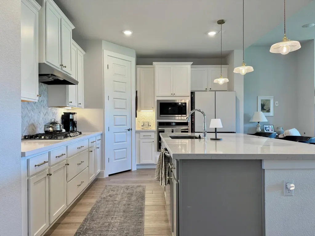 1202 Sage Thrasher Circle Dripping Springs TX 78620
