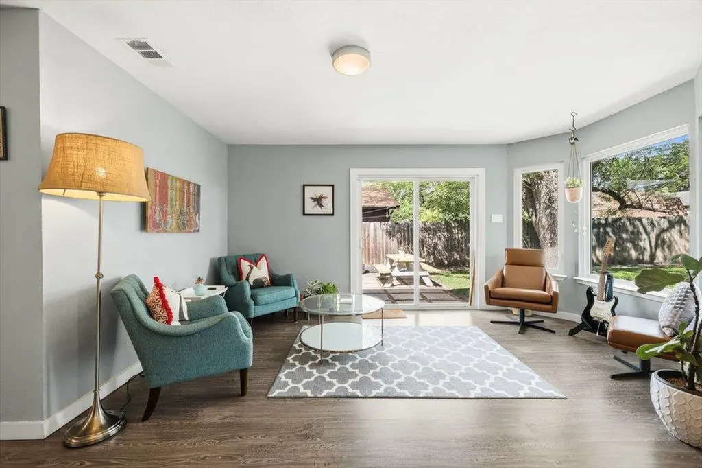 658 Mairo Street Austin TX 78748