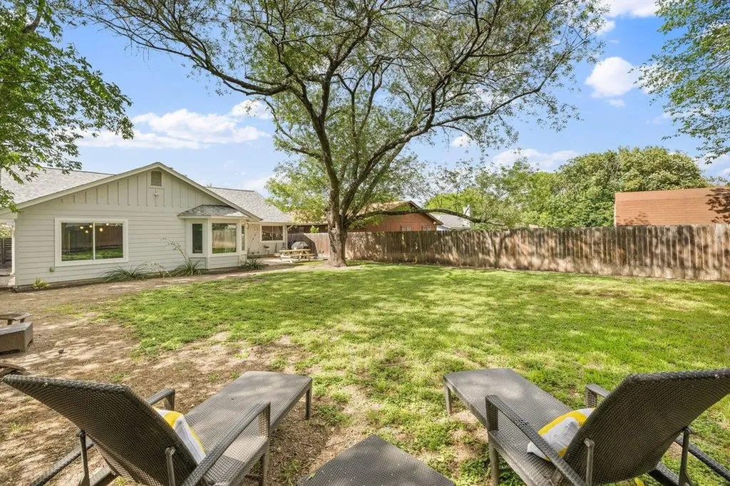 658 Mairo Street Austin TX 78748