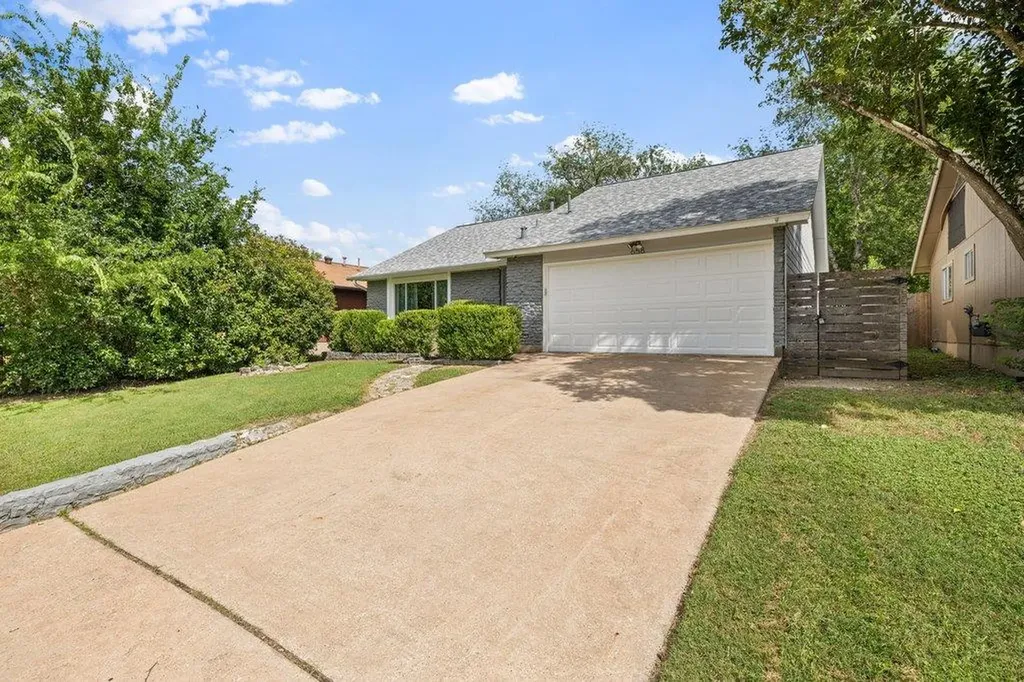 658 Mairo Street Austin TX 78748