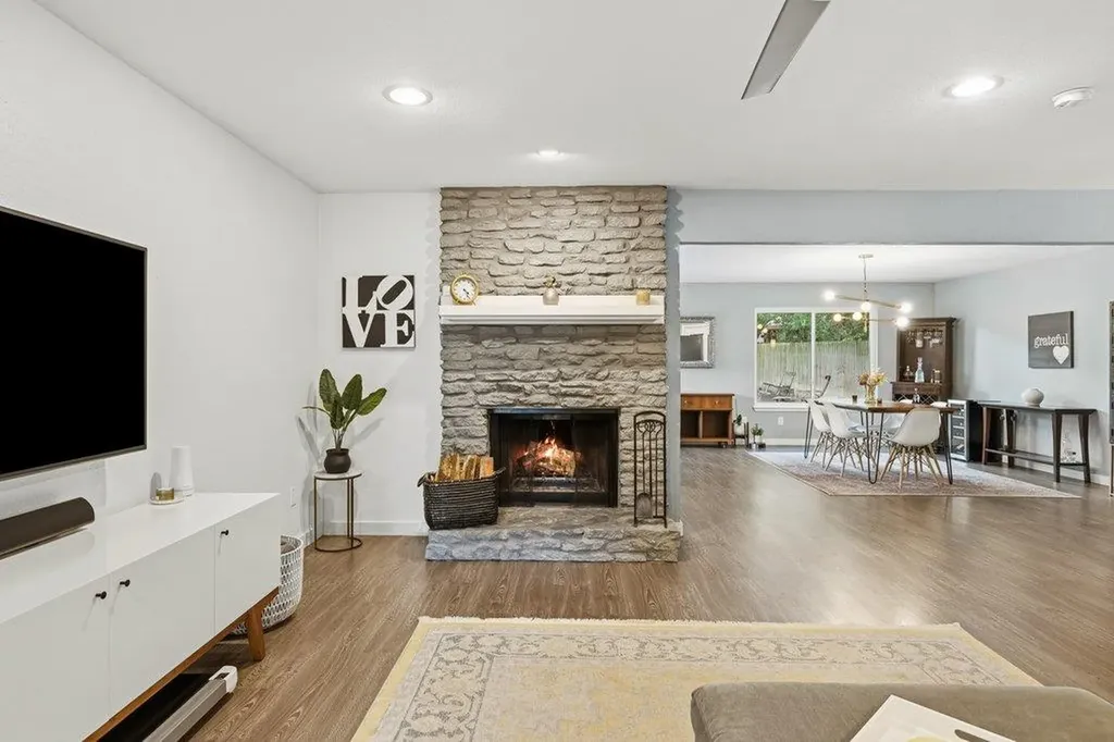 658 Mairo Street Austin TX 78748