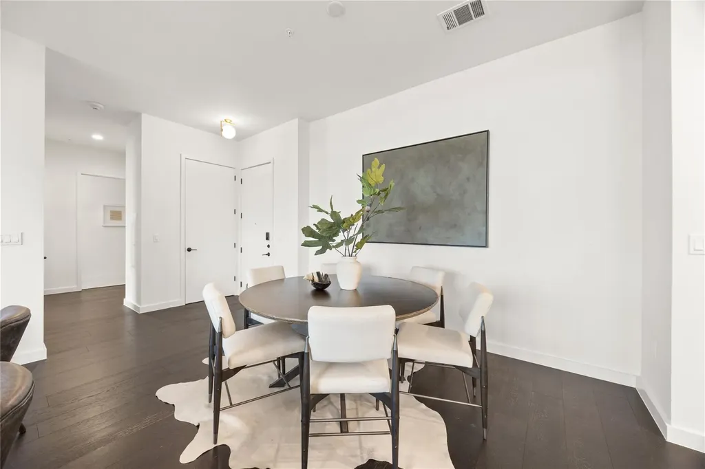 800 Embassy Drive Austin TX 78702