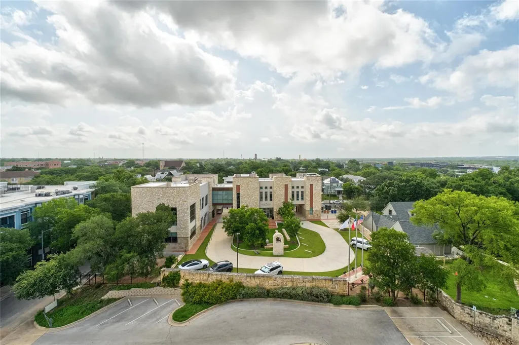 800 Embassy Drive Austin TX 78702