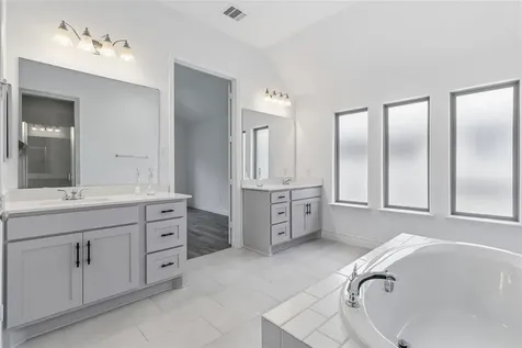 425 Juana Way Street New Braunfels TX 78132