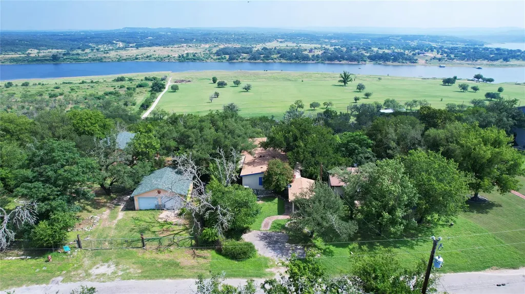 234 Terrace Drive Spicewood TX 78669