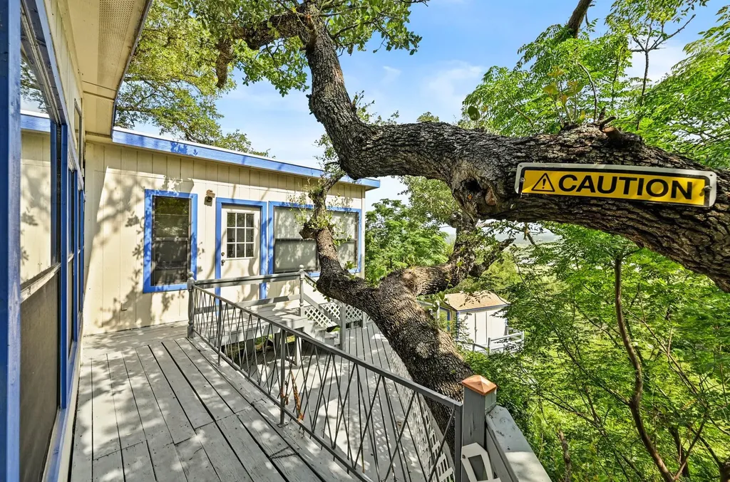 234 Terrace Drive Spicewood TX 78669