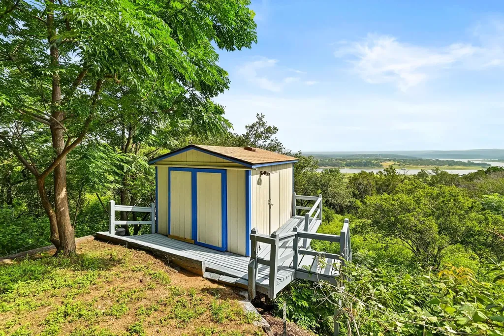 234 Terrace Drive Spicewood TX 78669