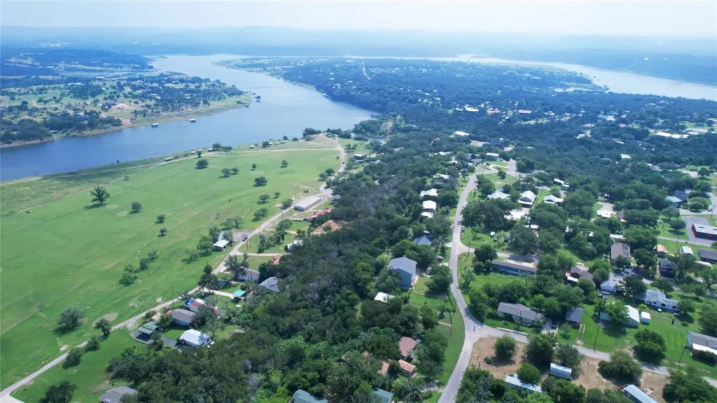 234 Terrace Drive Spicewood TX 78669
