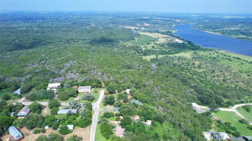 234 Terrace Drive Spicewood TX 78669