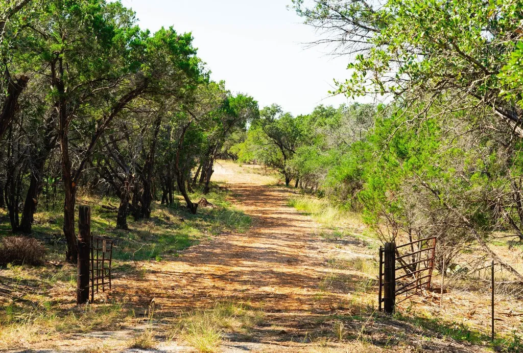 0000 Old Ferry Road Spicewood TX 78669