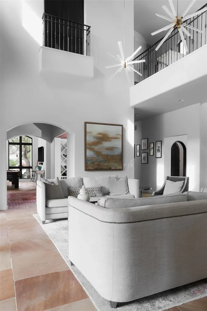 201 Costa Bella Drive Austin TX 78734