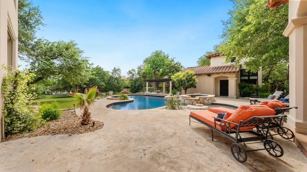 201 Costa Bella Drive Austin TX 78734