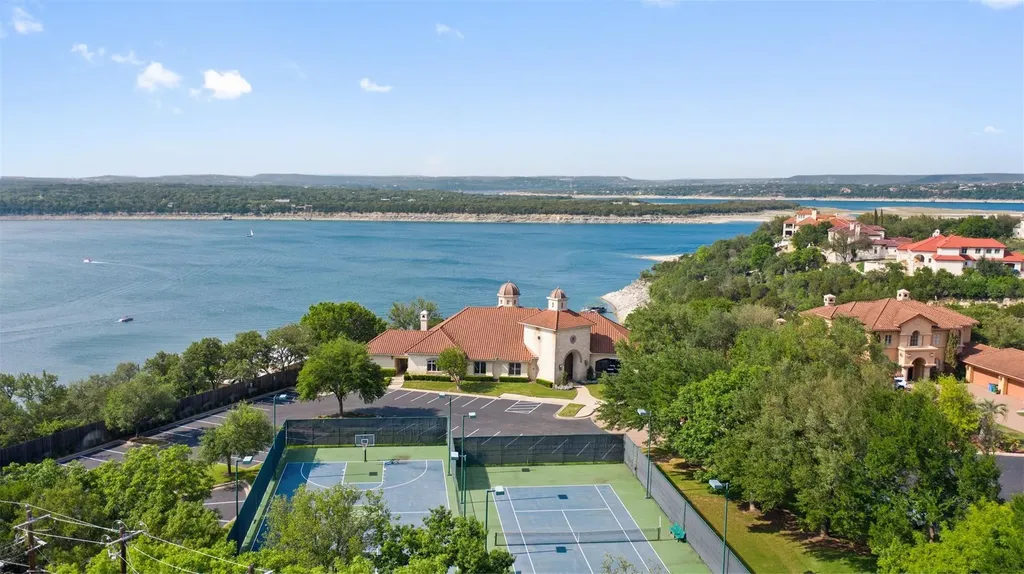201 Costa Bella Drive Austin TX 78734